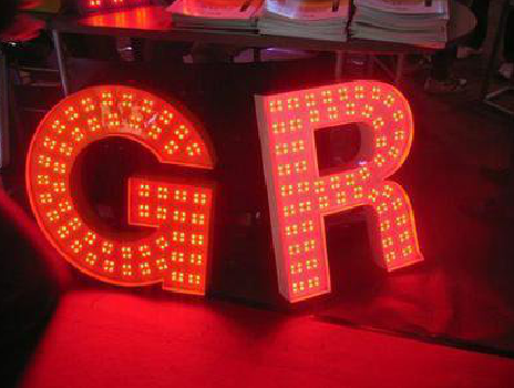 汶川LED发光字常见的安装误区。